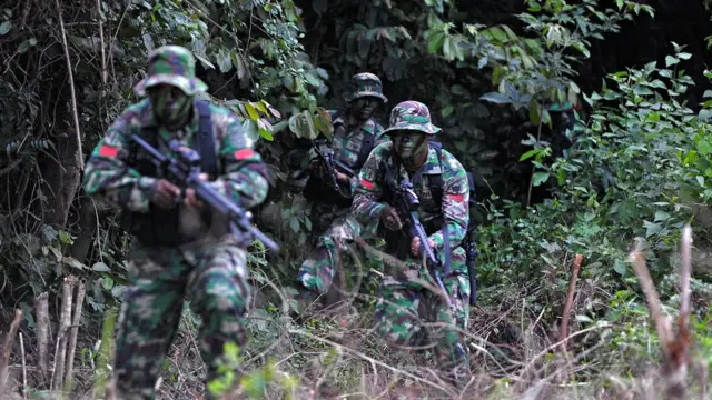 96287652 Tniantiteror1aprilacehafp.jpg 96287652 Tniantiteror1aprilacehafp.jpg