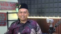 Fernando Emas Direktur Rumah Politik Indonesia Fernando Emas Direktur Rumah Politik Indonesia