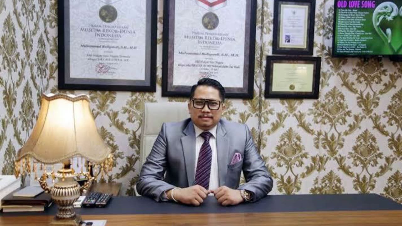 DR Muhammad Rullyandi SH. MH