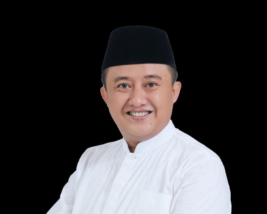 KH Luthfi Fauzi Pimpinan Ponpes Riyadussalikin