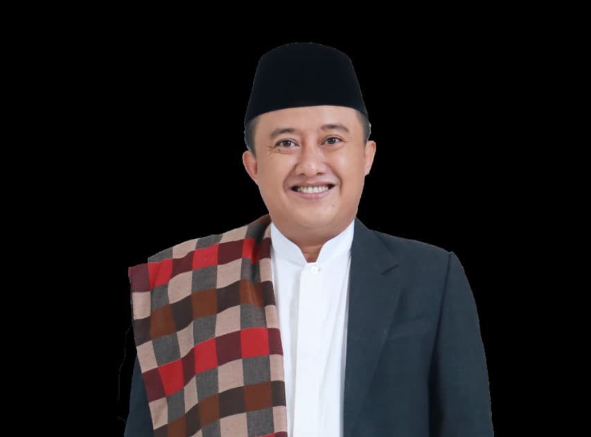 KH Luthfi Fauzi Pimpinan Ponpes Riyadussalikin