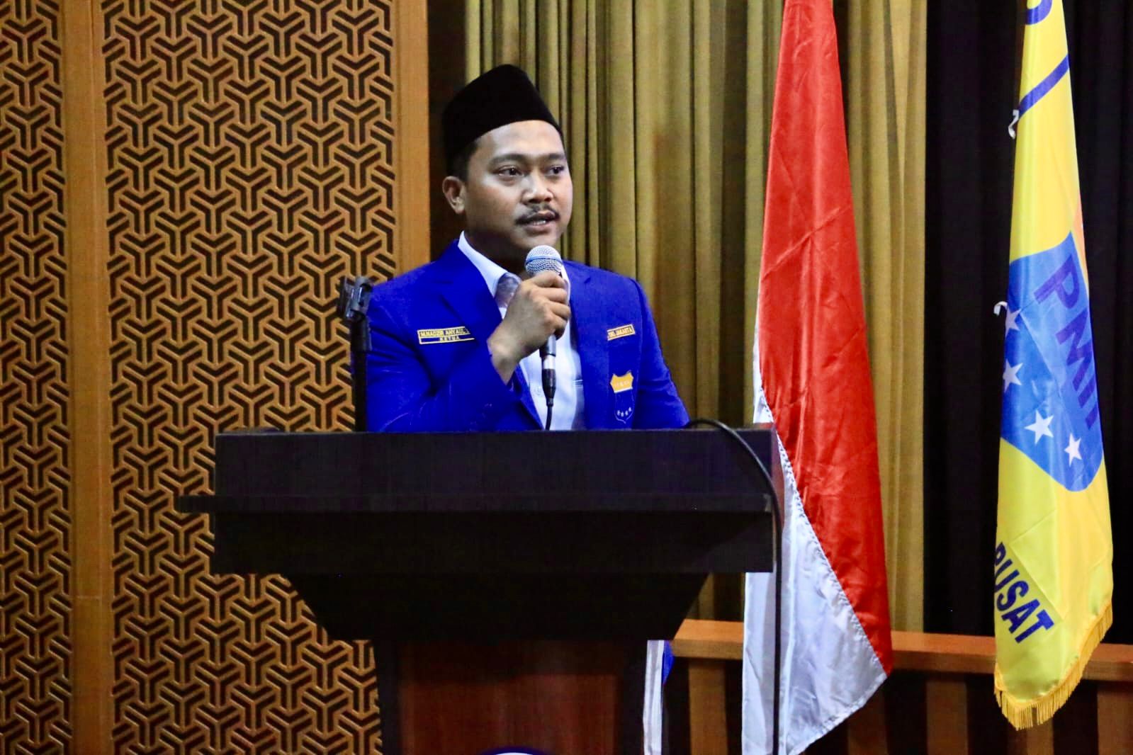 M. Nadzir Ahyaulilmi Ketua PKC PMII DKI Jakarta M. Nadzir Ahyaulilmi Ketua PKC PMII DKI Jakarta