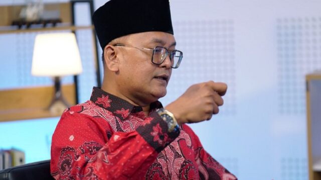 Guntur Romli Pertanyakan Alasan Di Balik Perubahan Aturan Kpu Terkait Kasus Ijazah Jokowi Dan Gibran I5Ze3lLi2k